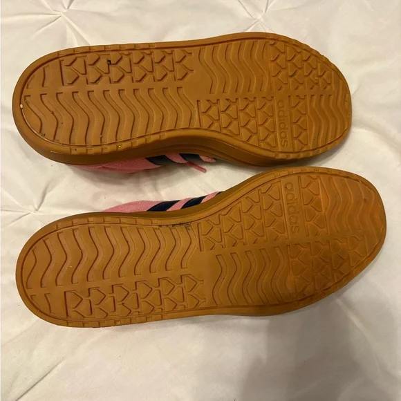 adidas Women’s Pink Suede Platform Sneakers with Navy Stripes and Gum Sole - Picture 2 of 4